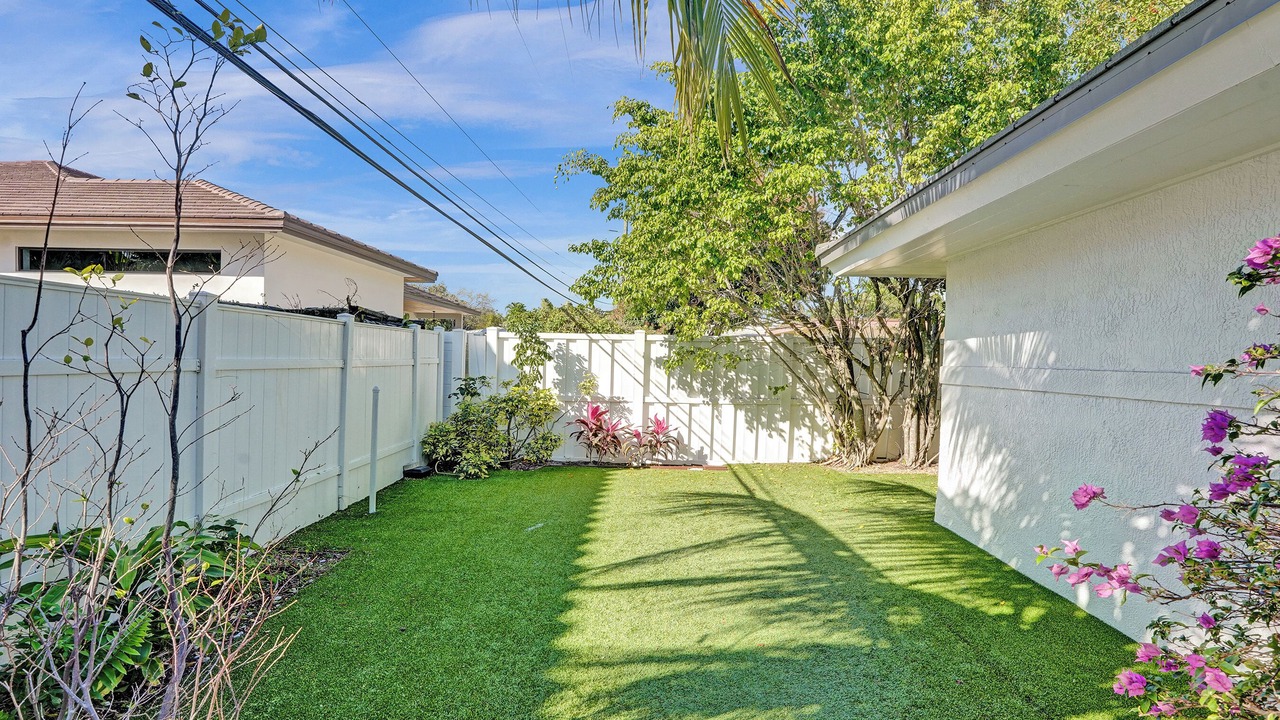 Photo of Outdoor in Coral Ridge
