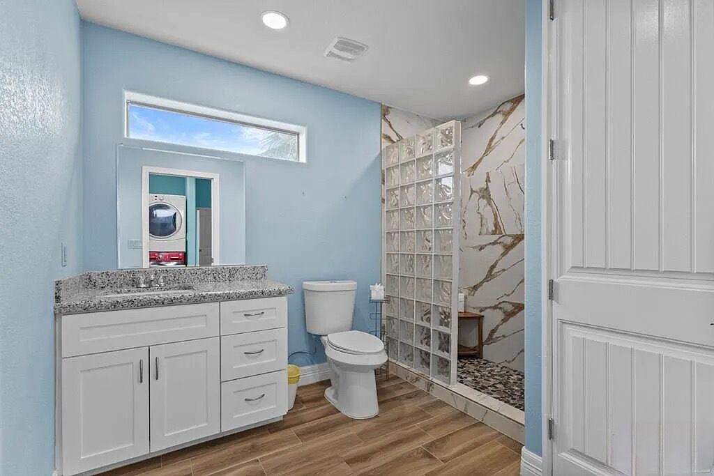 Photo of Bathroom in South Padre Island