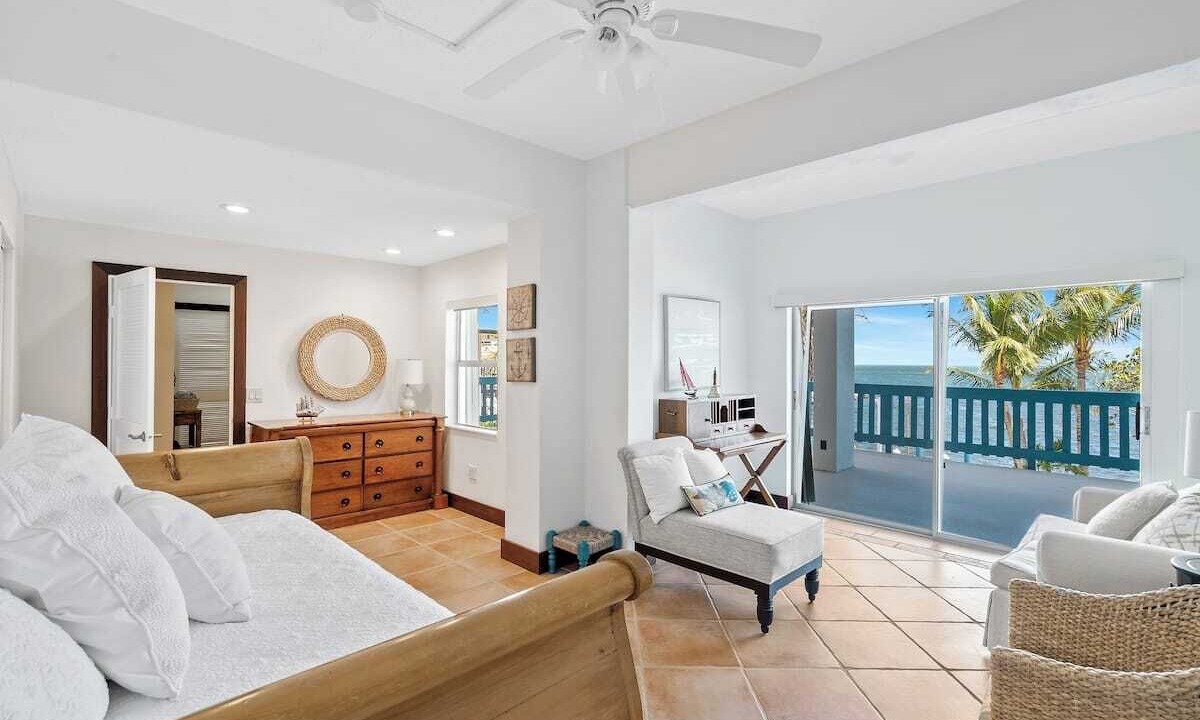Photo of Bedroom in Monroe County