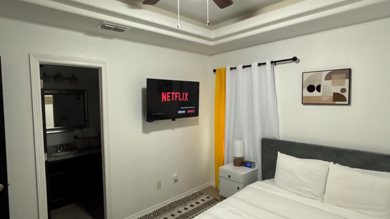 Photo of Bedroom in Edinburg