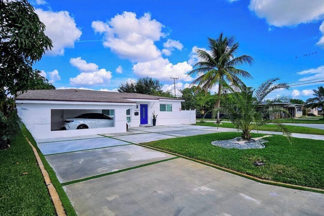 Photo of Outdoor in Miramar