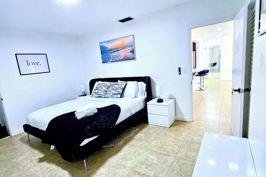 Photo of Bedroom in Miramar