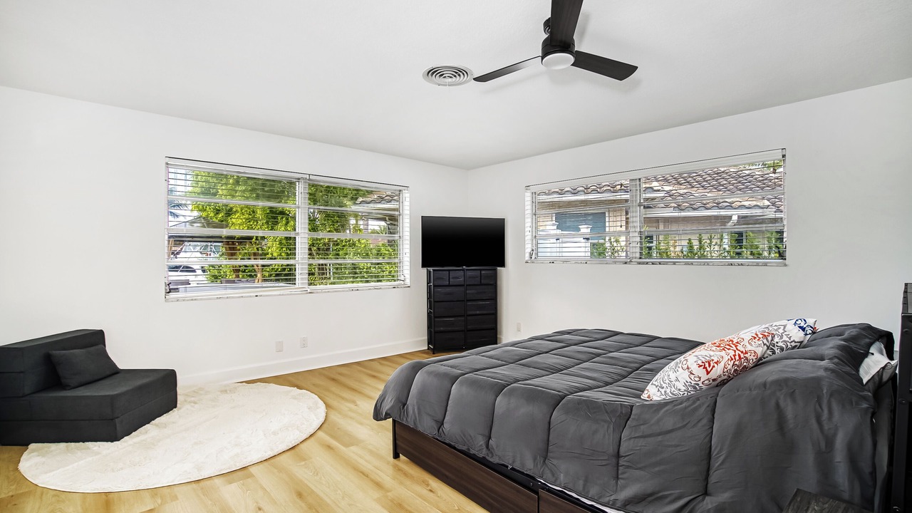 Photo of Bedroom in Deerfield Beach