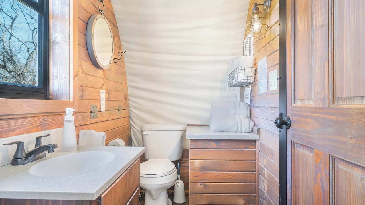 Photo of Bathroom in Branson