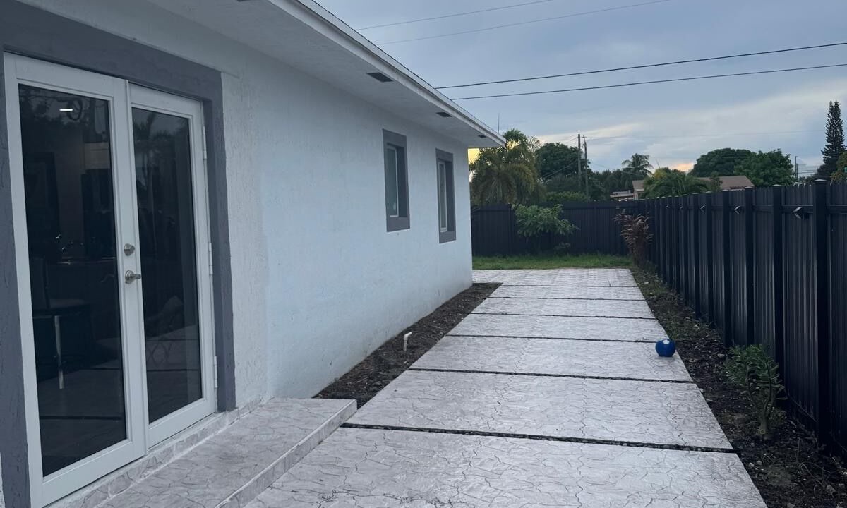 Photo of Outdoor in Deerfield Beach