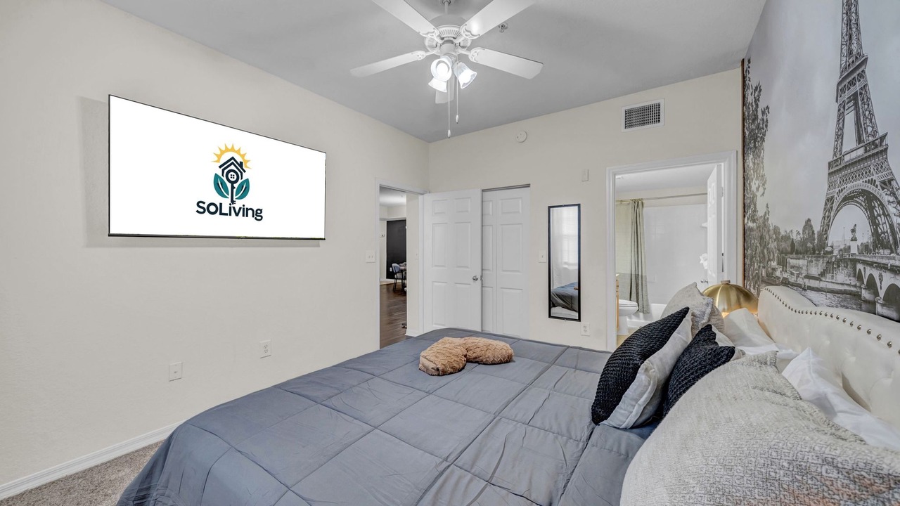 Photo of Bedroom in Westchase