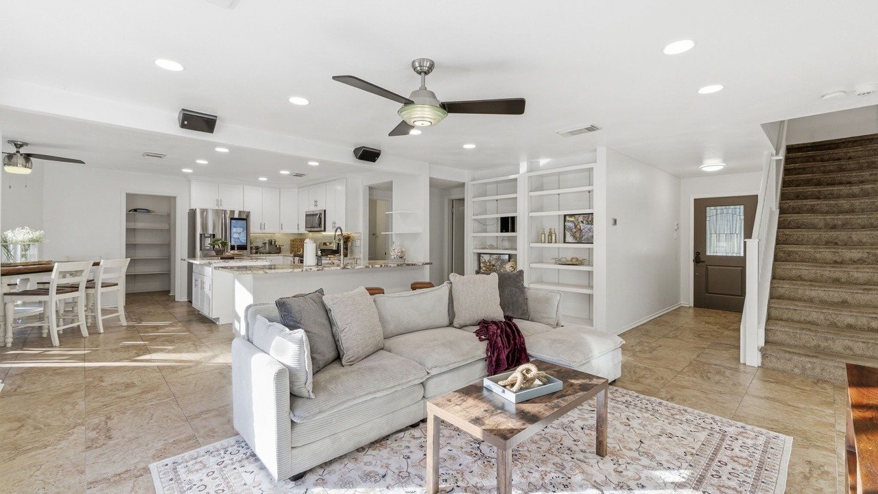 Photo of Livingroom in Wetmore