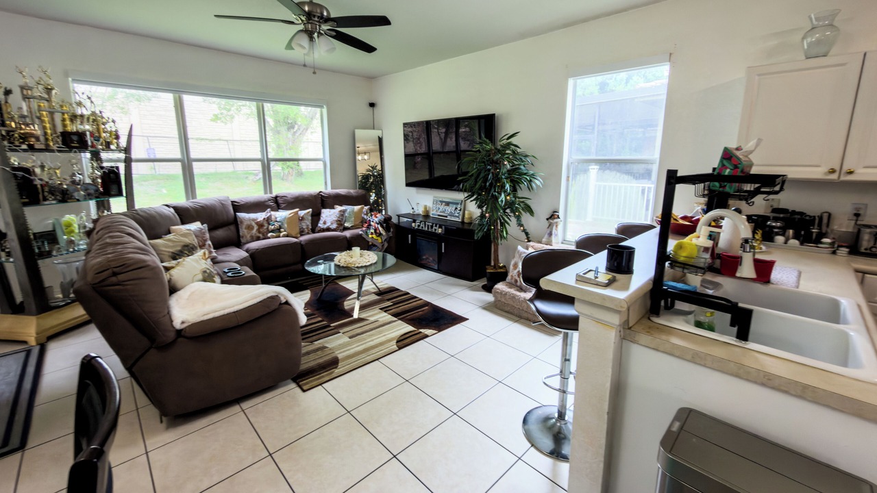 Photo of Livingroom in Miramar