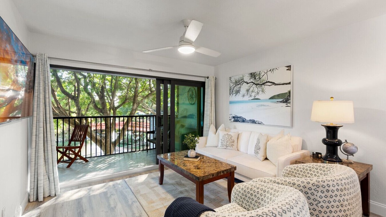 Photo of Livingroom in Park Shore