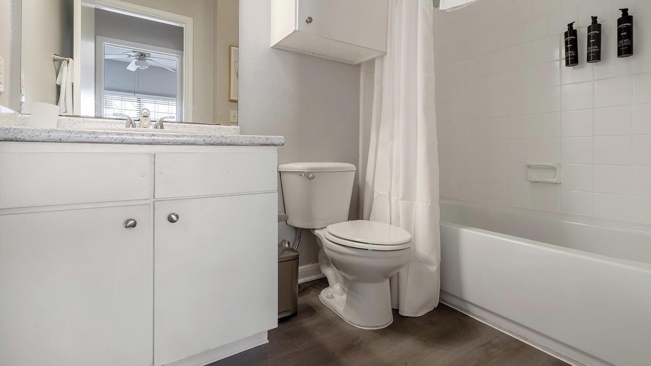 Photo of Bathroom in Medical Center District