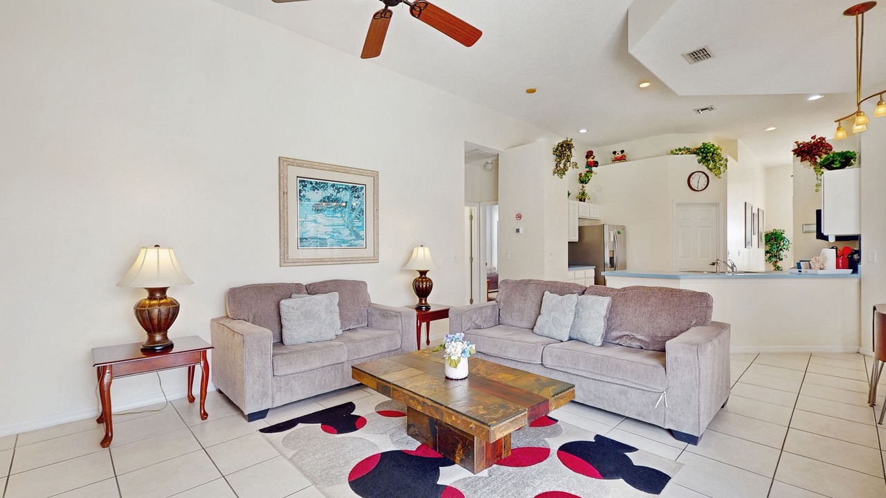 Photo of Livingroom in Westridge