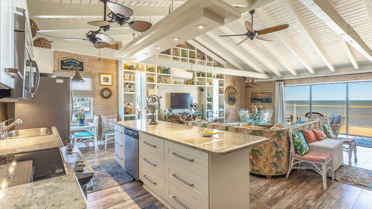 Photo of Kitchen in Alligator Point