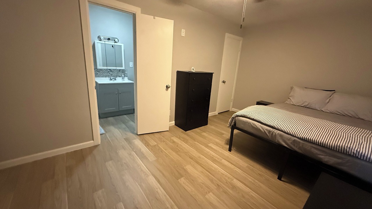 Photo of Bedroom in Lake Brownwood