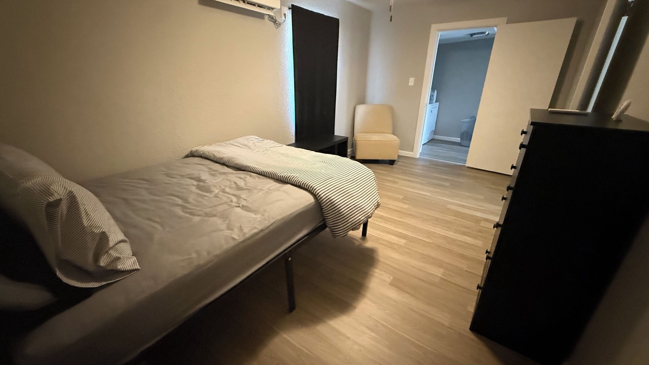 Photo of Bedroom in Lake Brownwood