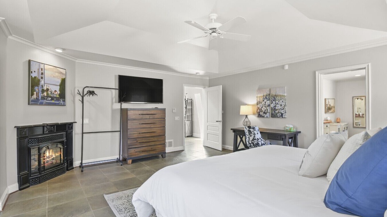 Photo of Livingroom in Divide