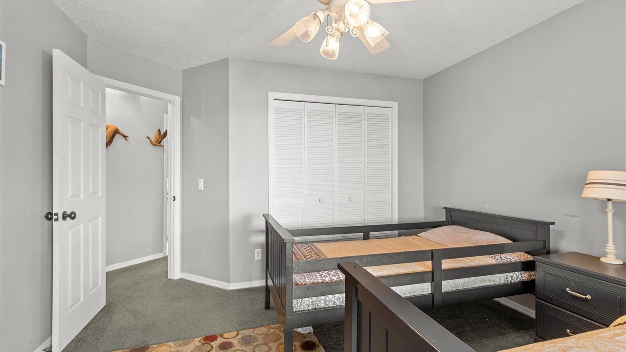 Photo of Bedroom in Old Homosassa