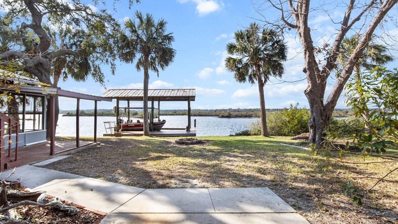 Photo of Patio Balcony in Old Homosassa