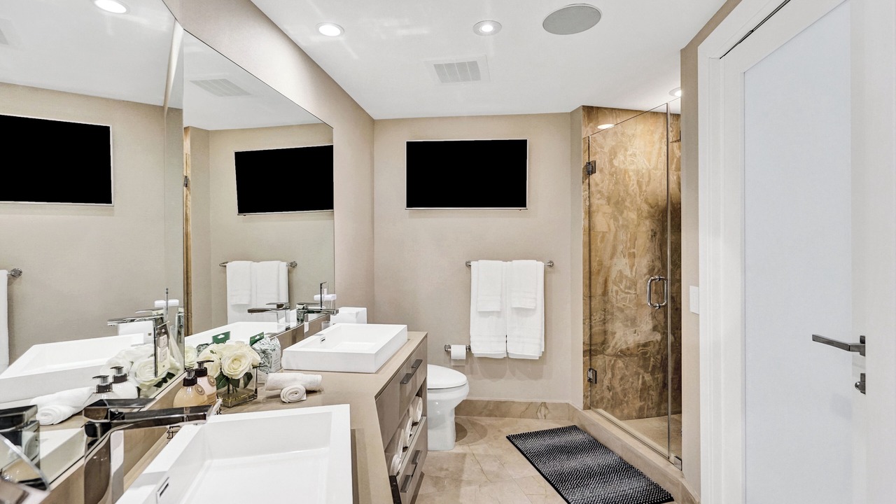 Photo of Bathroom in Hollywood South Central Beach