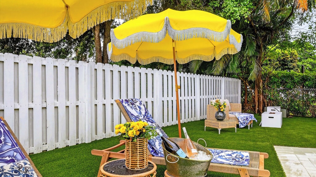 Photo of Outdoor in Tropic Palms