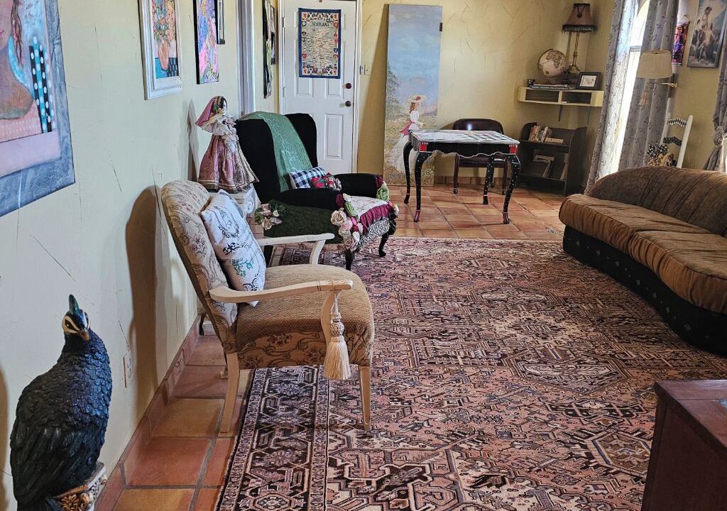 Photo of Livingroom in Midland