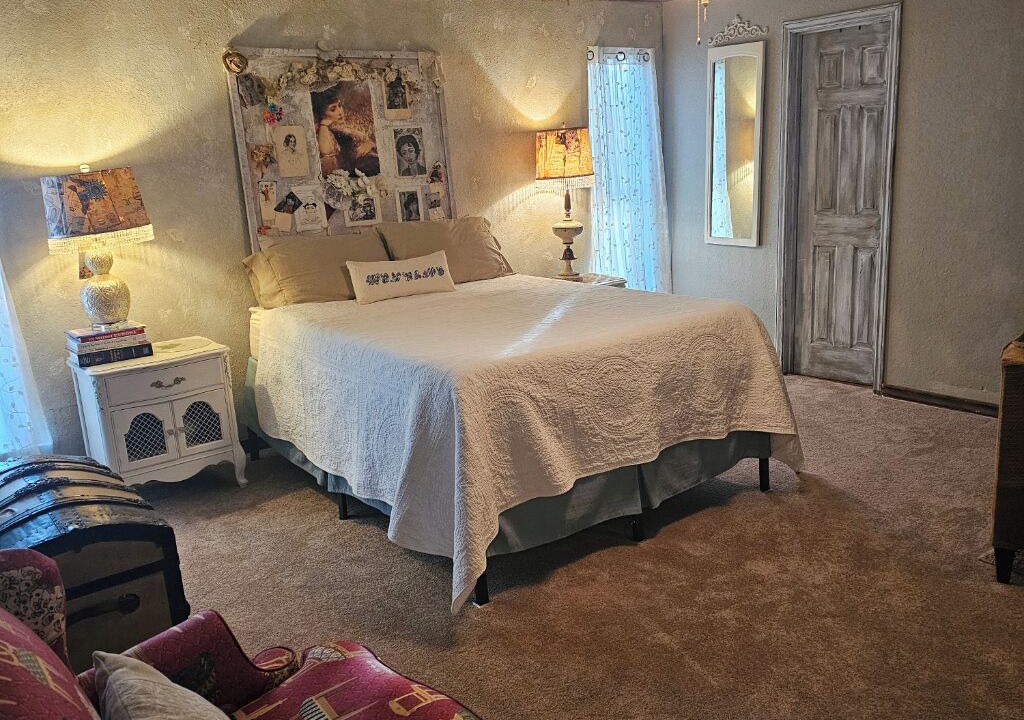 Photo of Bedroom in Midland