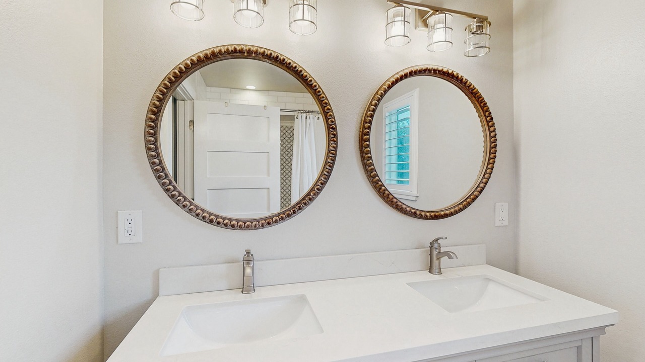 Photo of Bathroom in Key Allegro