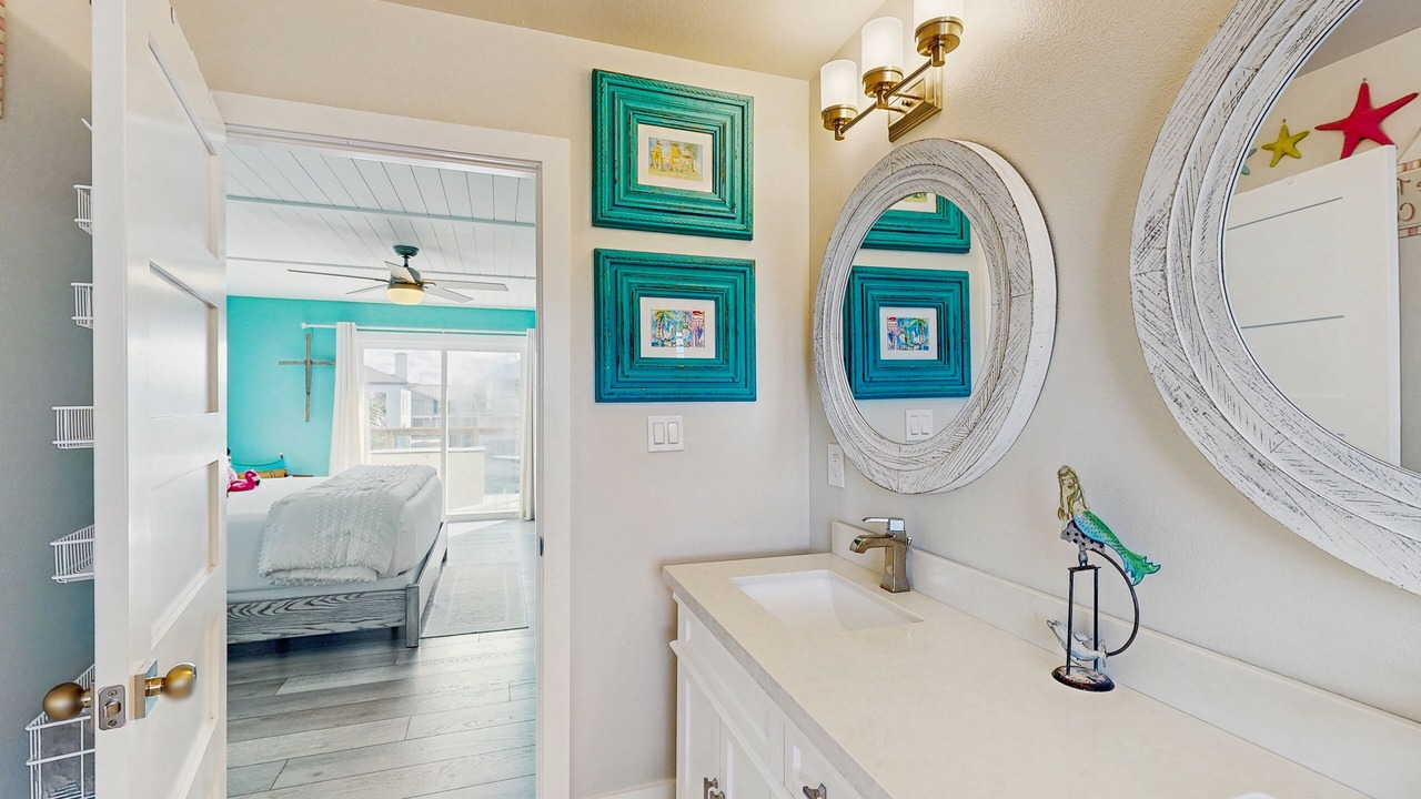 Photo of Bathroom in Key Allegro