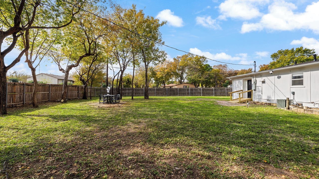 Photo of Outdoor in Central Arlington