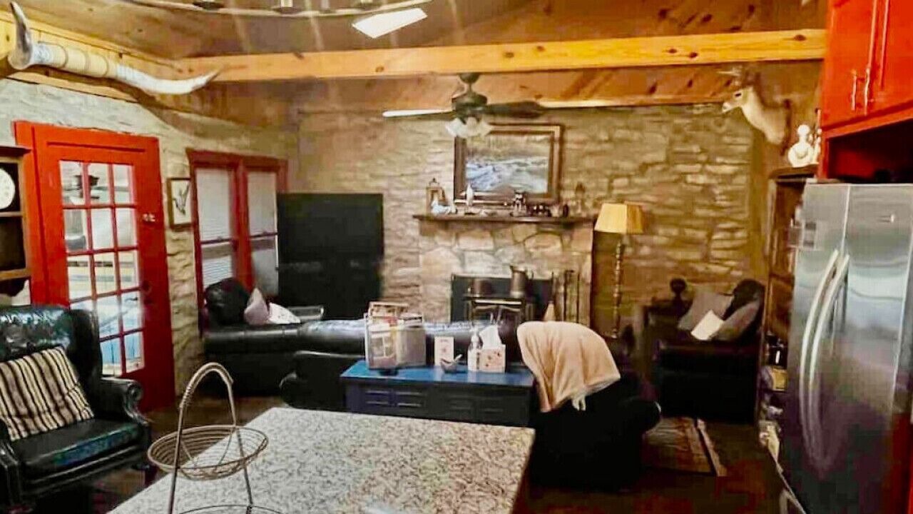 Photo of Livingroom in Canyon Lake