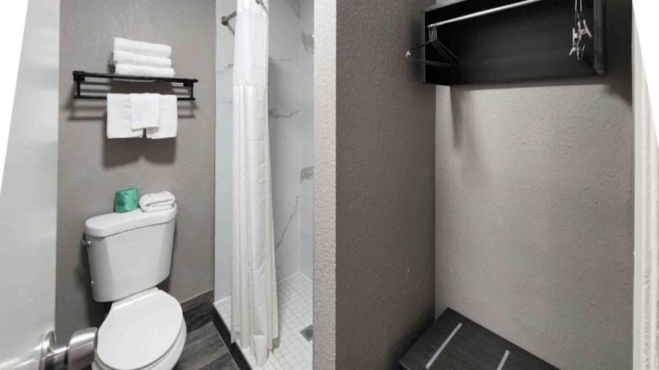 Photo of Bathroom in Galveston