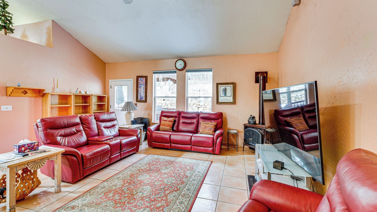 Photo of Livingroom in Angel Fire