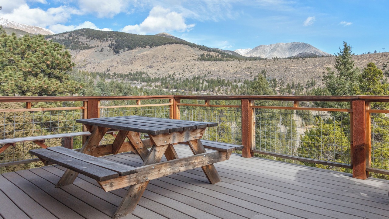 Photo of Outdoor in Whitepine