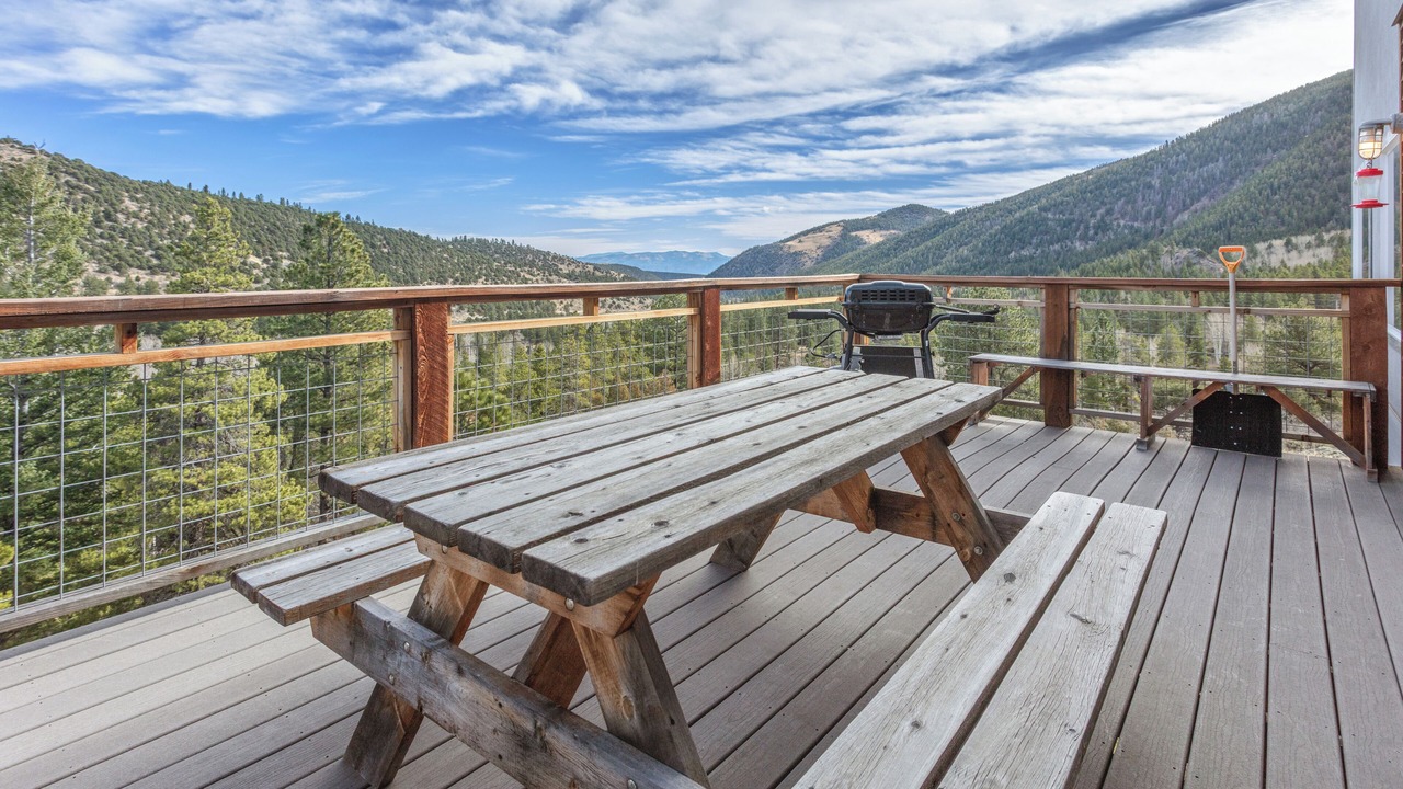 Photo of Outdoor in Whitepine