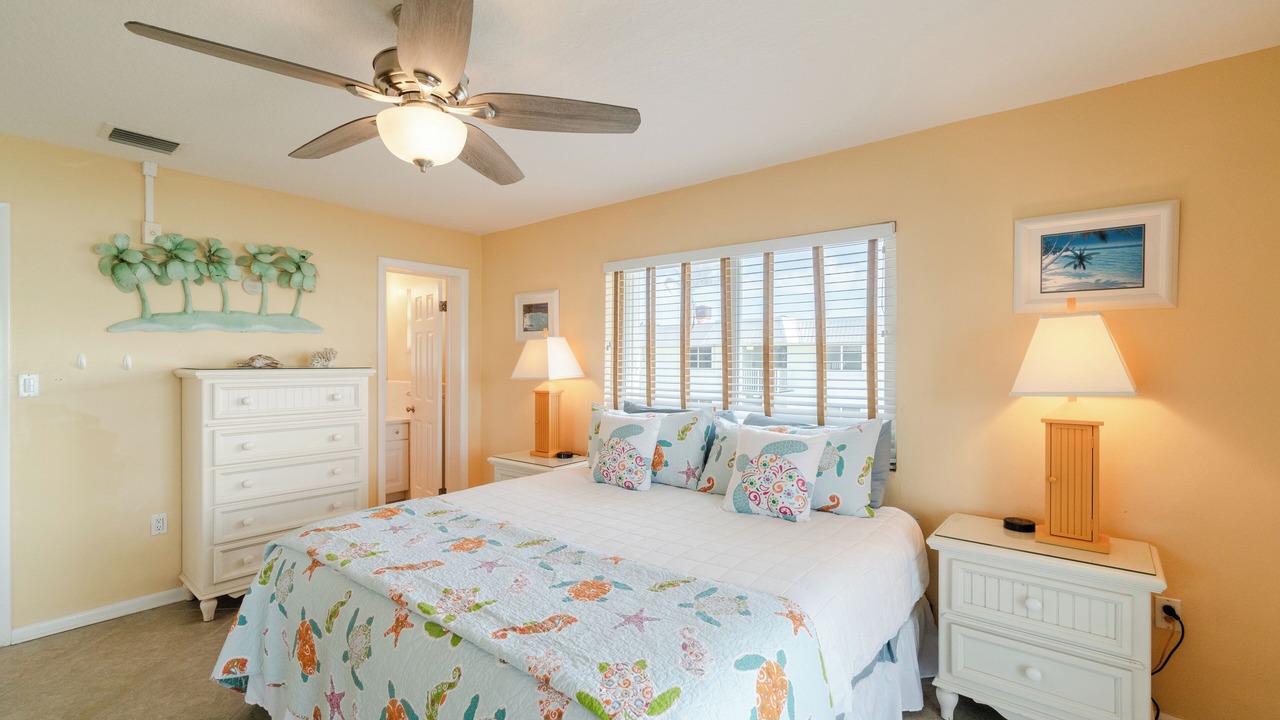 Photo of Bedroom in Key Colony Beach