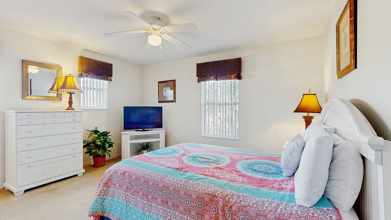 Photo of Bedroom in Windwood Bay