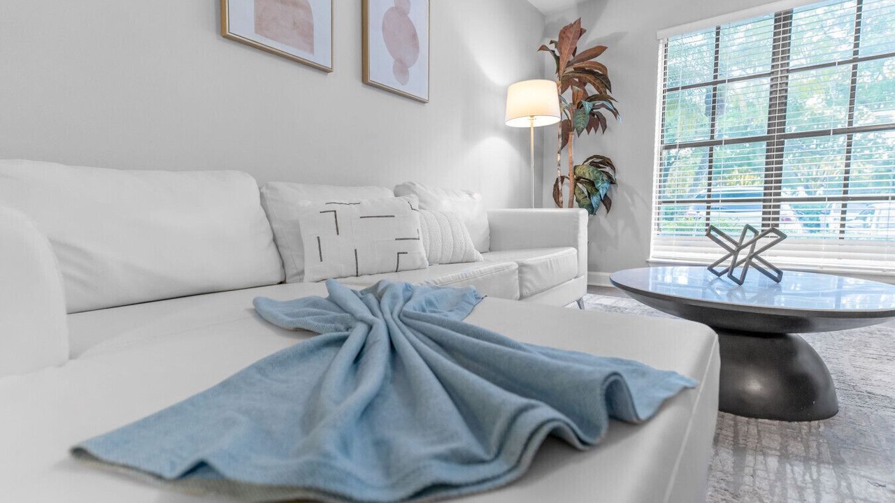 Photo of Livingroom in Survey Creek