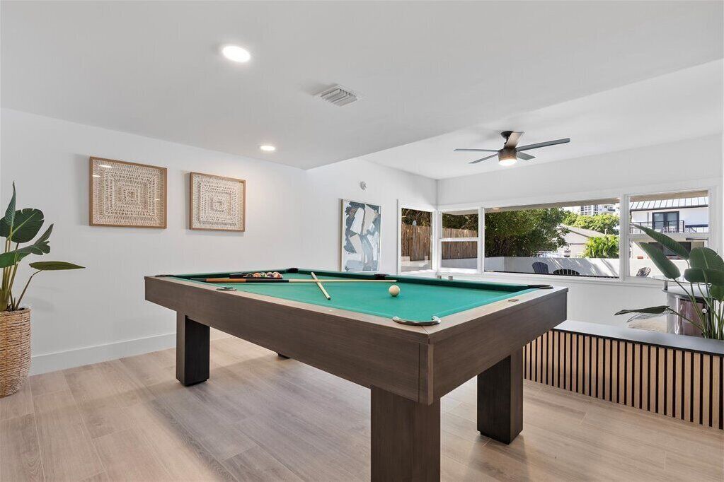 Photo of Bedroom in Lauderdale Beach