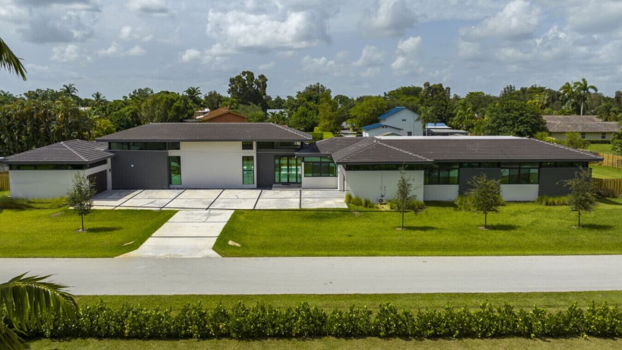 Photo of Outdoor in Plantation