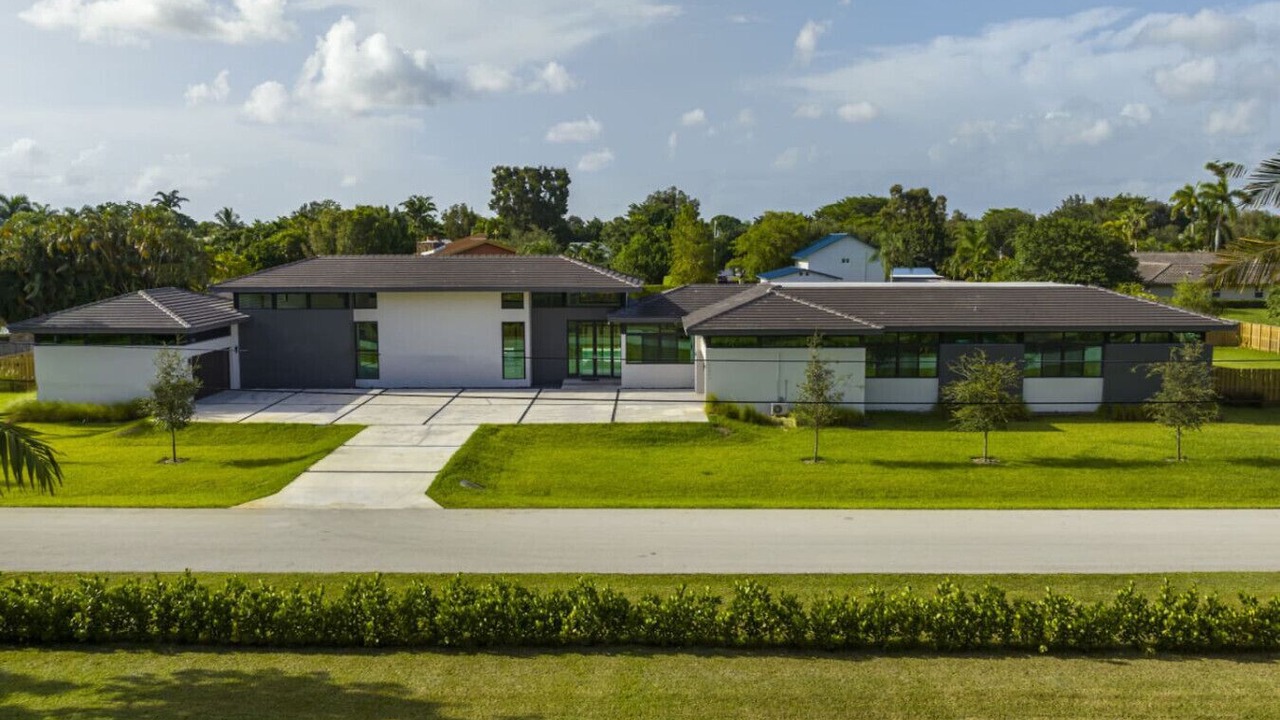 Photo of Outdoor in Plantation