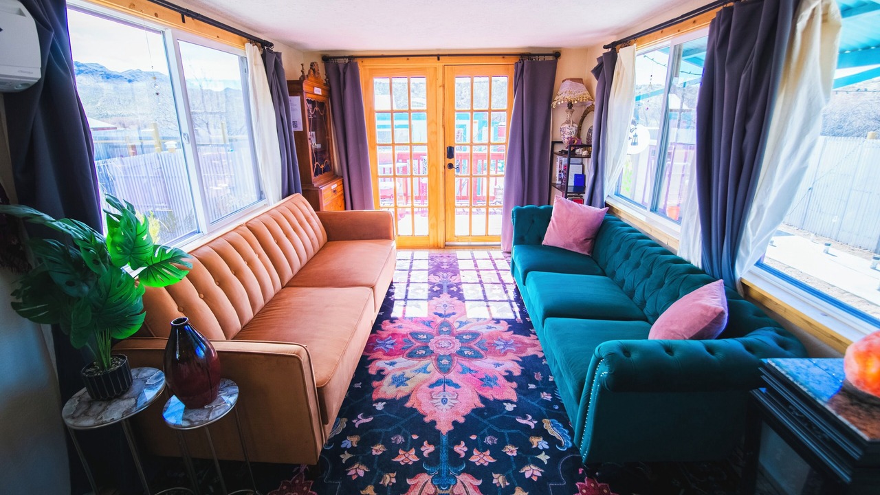 Photo of Livingroom in Truth or Consequences