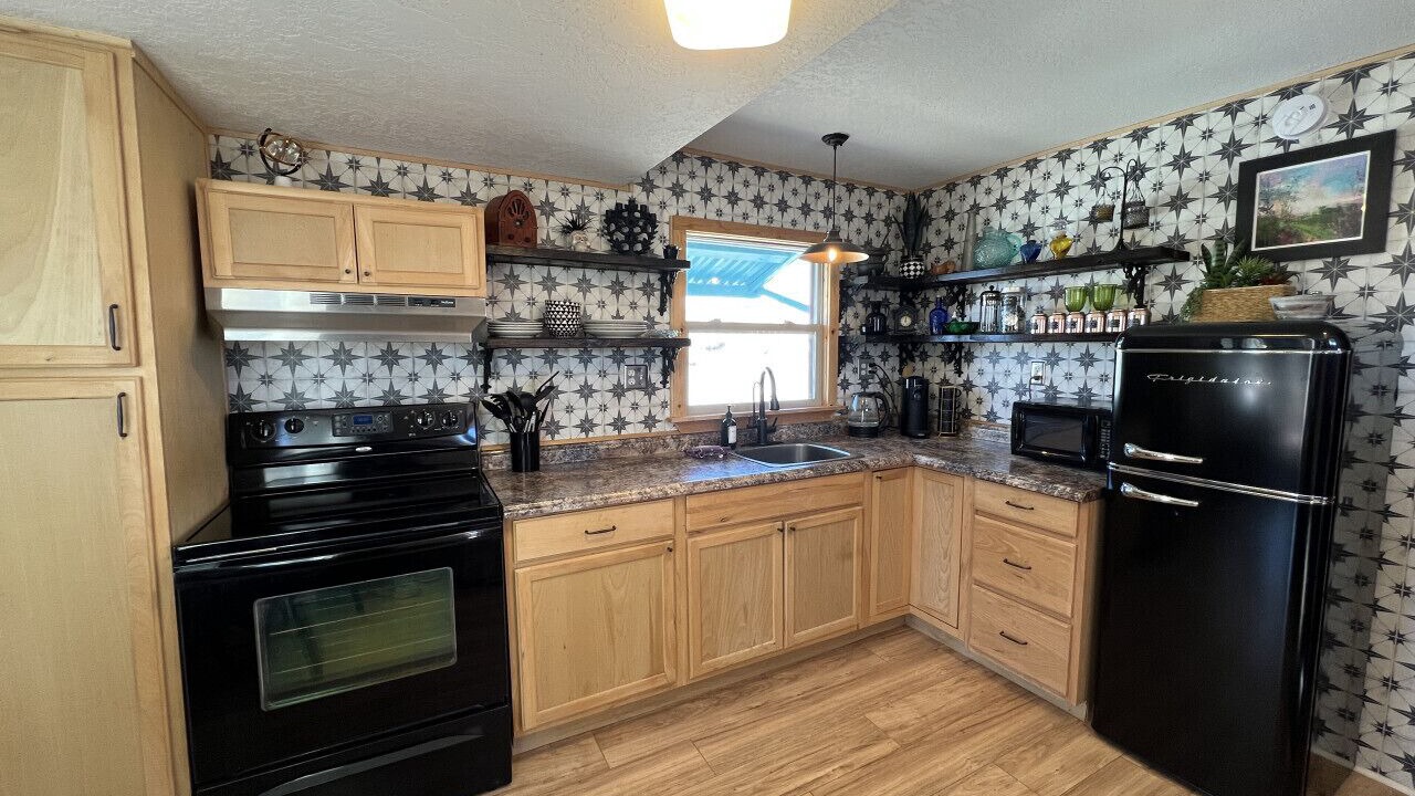 Photo of Kitchen in Truth or Consequences