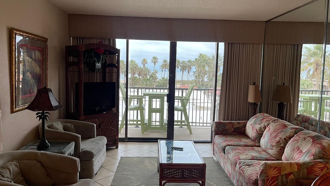Photo of Livingroom in South Padre Island