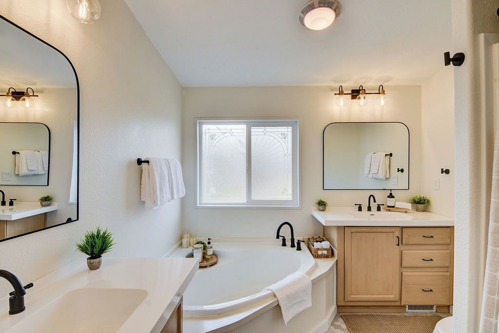 Photo of Bathroom in Buena Vista