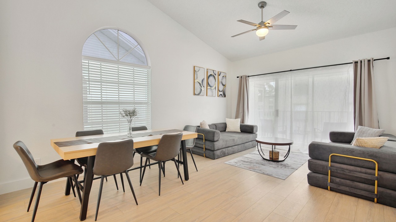 Photo of Livingroom in Indian Shores