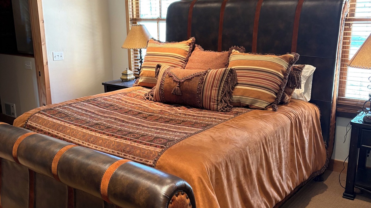Photo of Bedroom in Whitepine