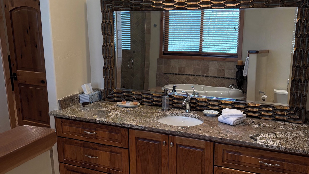 Photo of Bathroom in Whitepine