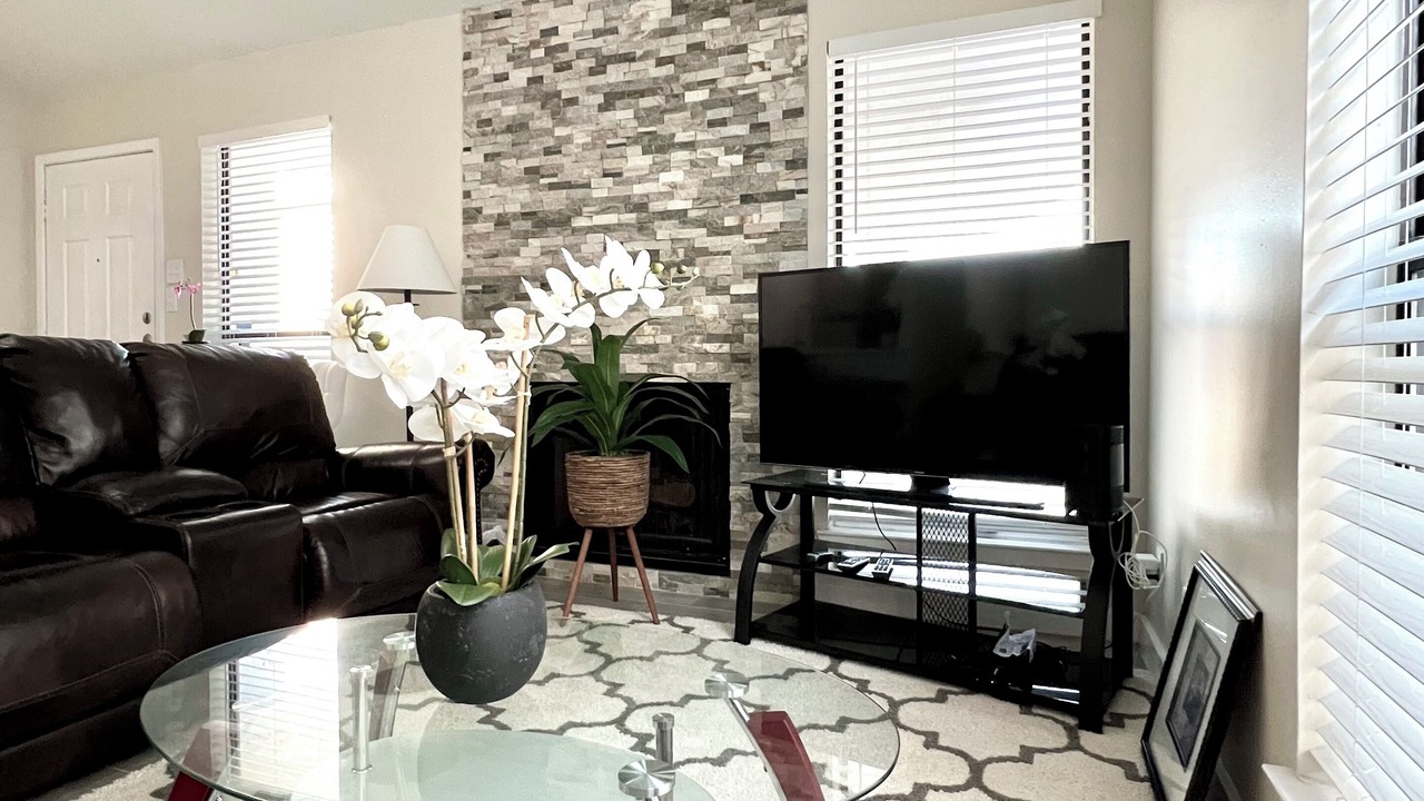 Photo of Livingroom in Hancock