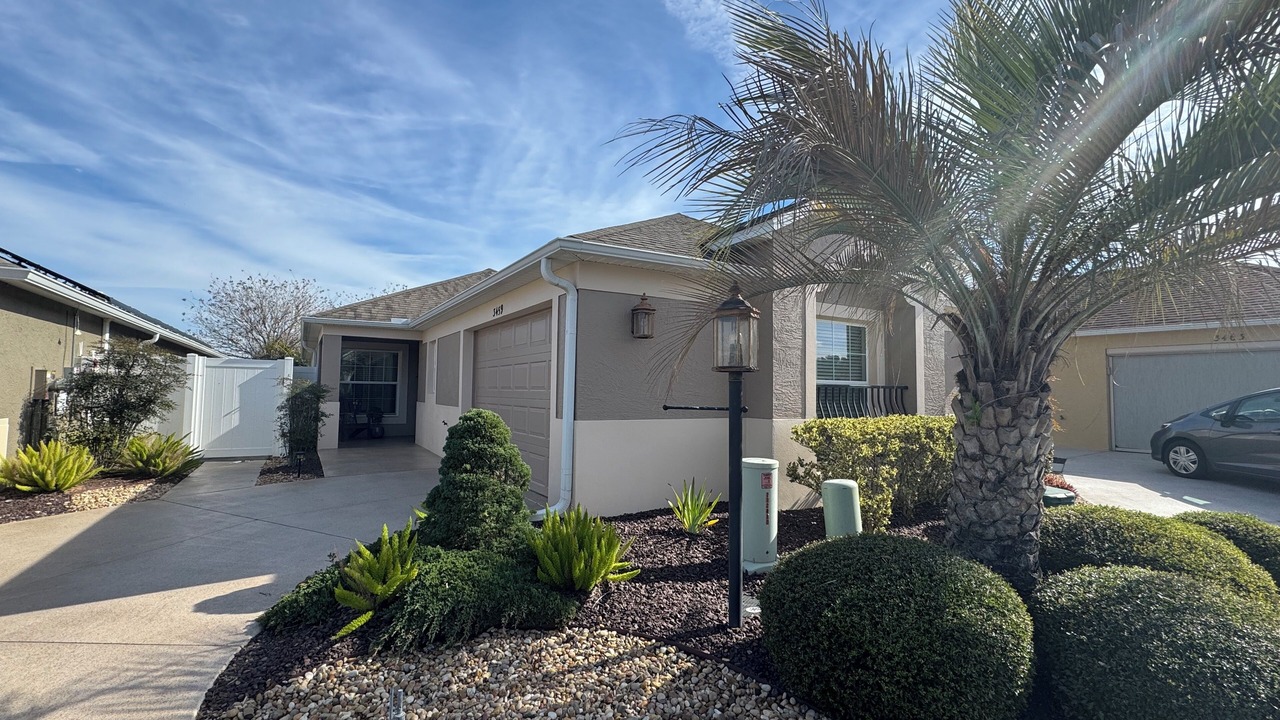 Photo of Outdoor in Village of Collier