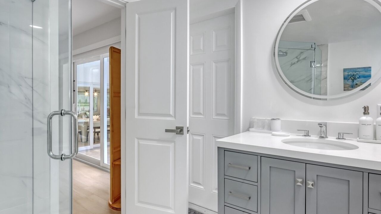 Photo of Bathroom in Hunt Club