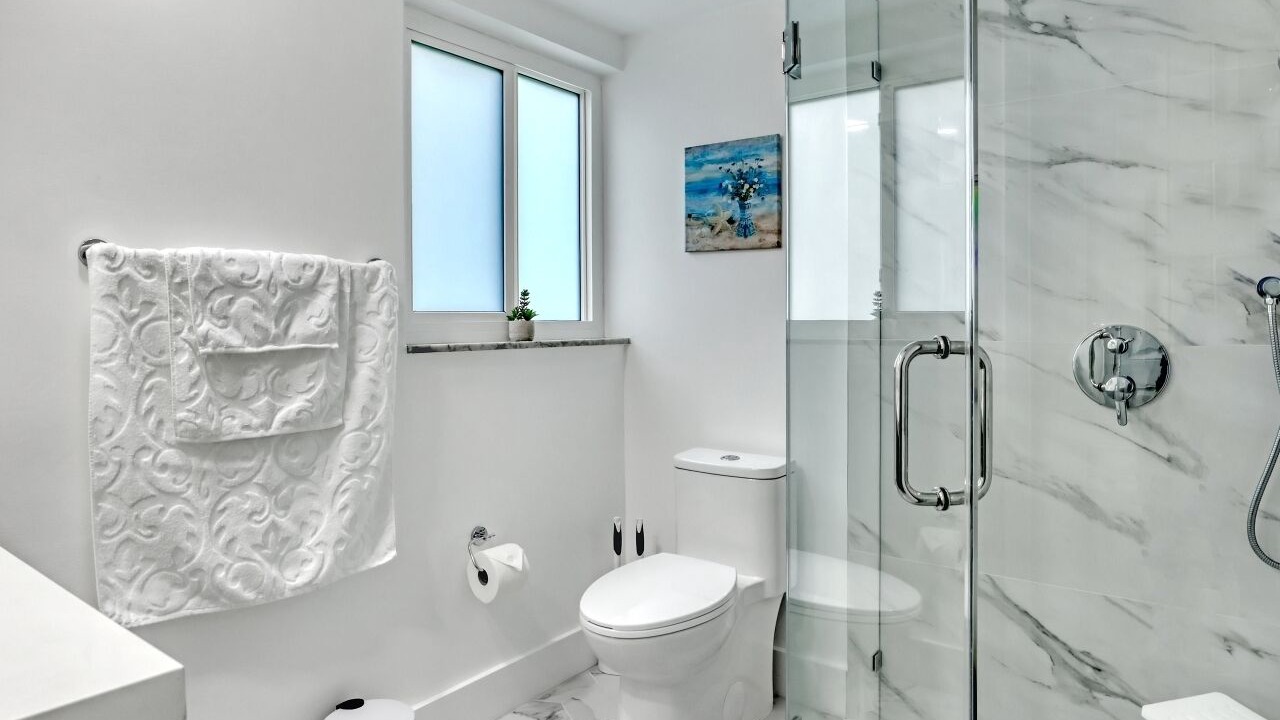 Photo of Bathroom in Hunt Club